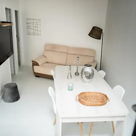 Maison Martel Centre Climatise Nimes