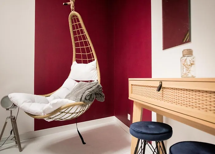 Palais Des Congres Arenes Centre Climatise Familial *