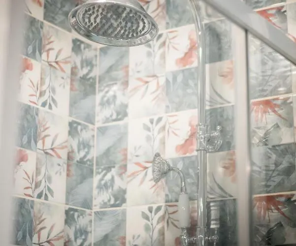 Palais Des Congres Arenes Centre Climatise Familial