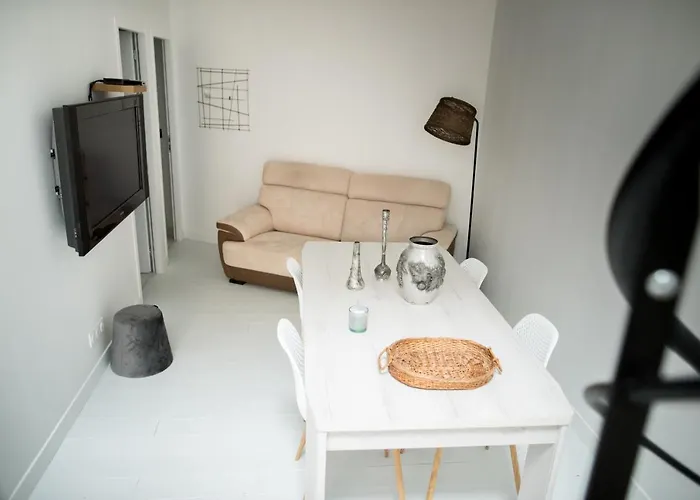 Palais Des Congres Arenes Centre Climatise Familial Nîmes